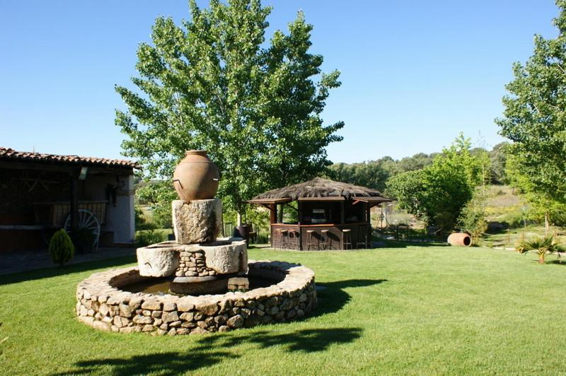 Complejo Rural El Prado Logrosan Ngoại thất bức ảnh